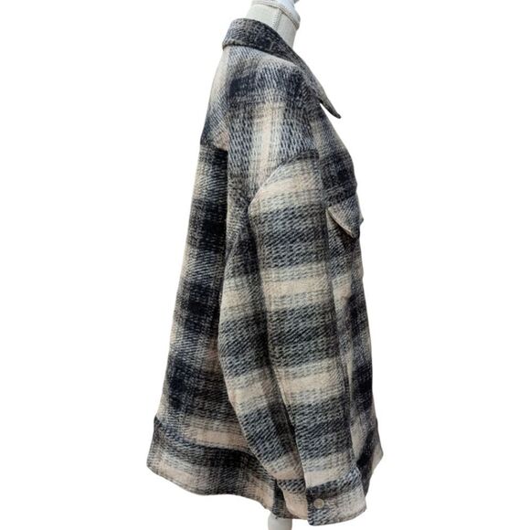 Gap Women's 2XL Wool Relaxed Shirt Jacket in neutral tan plaid - Picture 5 of 12